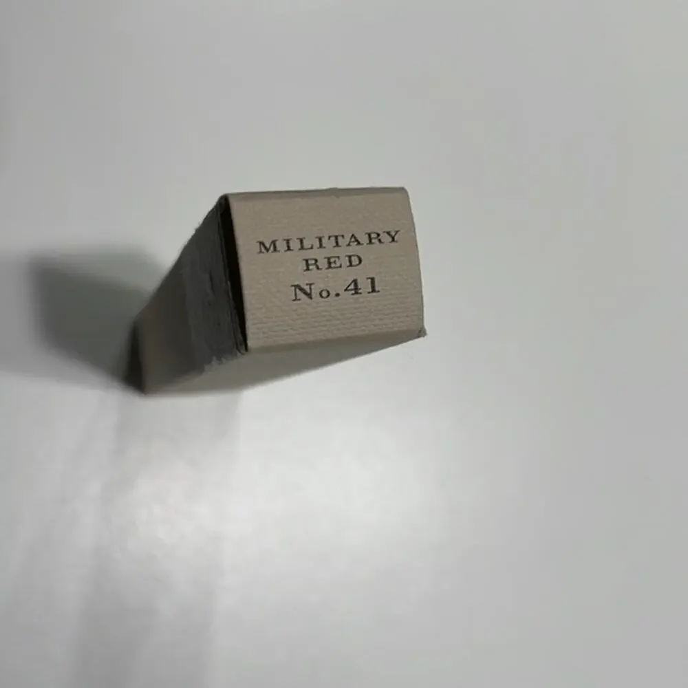 Burberry Liquid Lip Velvet Military Red